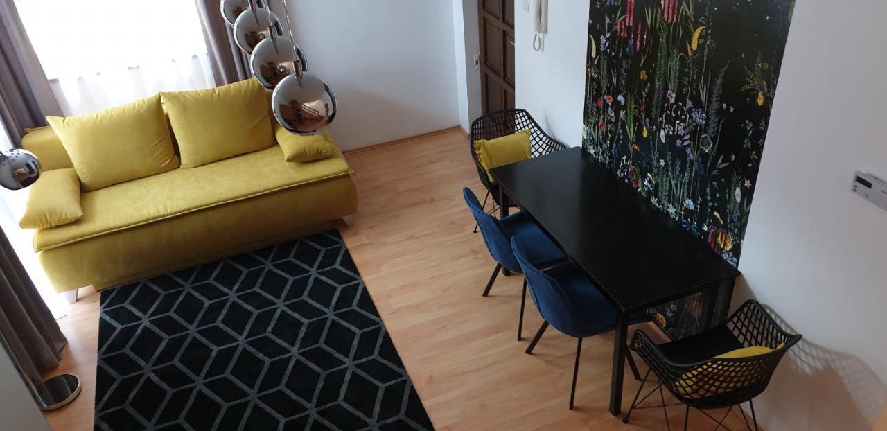 Grand Paradise Apartman 米什科尔茨 外观 照片